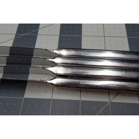 Retroneu INFINITE Stainless Dinner Knives Serrated 18/8 Korea Glossy Flatware 4P - Picture 9 of 9